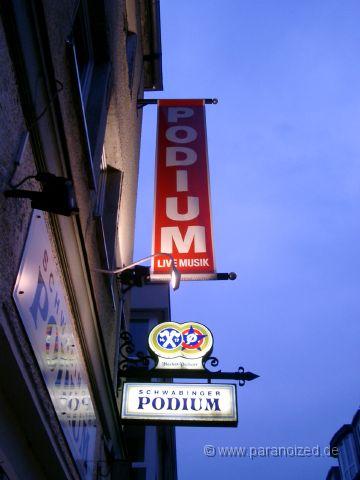 Podium.JPG - Das Banner ist mir nie wirklich aufgefallen [Anm. Claudio]