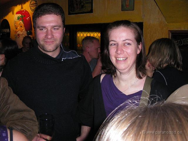 NikolausKilians5.jpg - Er wurde gezwungen... wer von uns Jungs kennt das nicht ;)