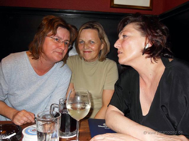 SDC10787.JPG - Wird da gelästert oder "evaluiert"?