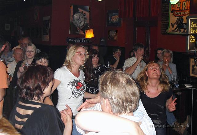 SDC10851.JPG - Muntere Dance Crowd