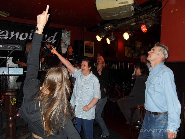 SDC12212.JPG - Und die Finger gehen hoch!