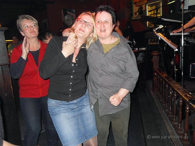 SDC11817.JPG - ...oder Partyhasen ;)