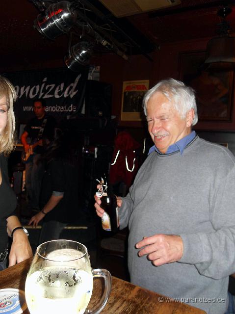 SDC12745.JPG - Das Bier ist aber klar!