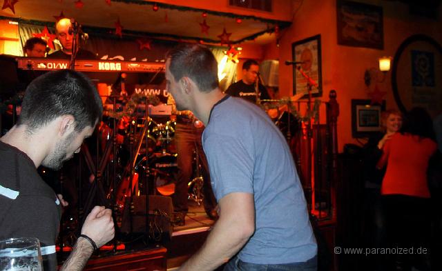 SDC13733.JPG - Luftgitarre!