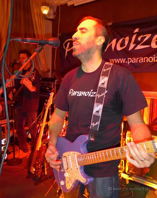 P1000102.JPG - Und wieder konzentriert ;)