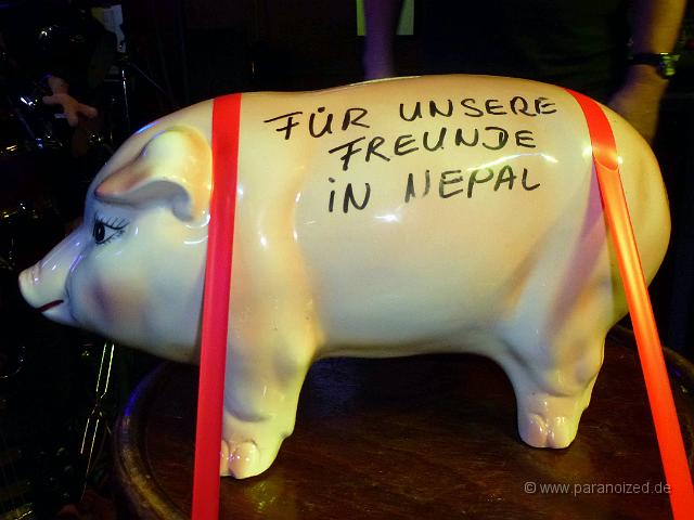 P1060912.JPG - Spendenschwein für Nepal: Vielen Dank an die vielen großszügigen Spender!