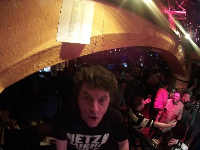 2016_0206_210342_003.JPG - Die Playlist ;)