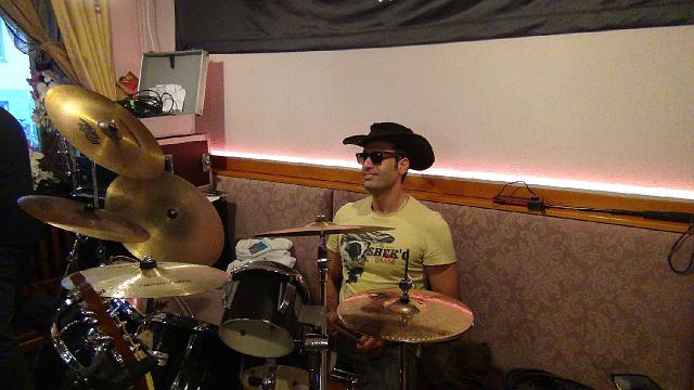 DSC00028.JPG - Gast Drummer ;)