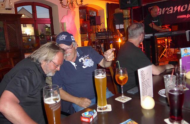 P1020140.JPG - Lagebesprechung