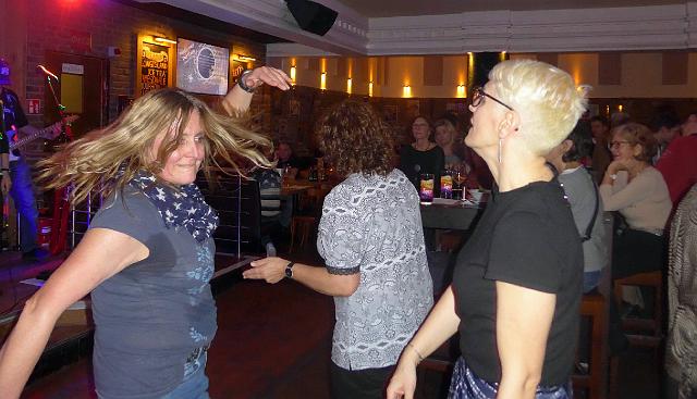 P1040834.JPG - Voller Einsatz